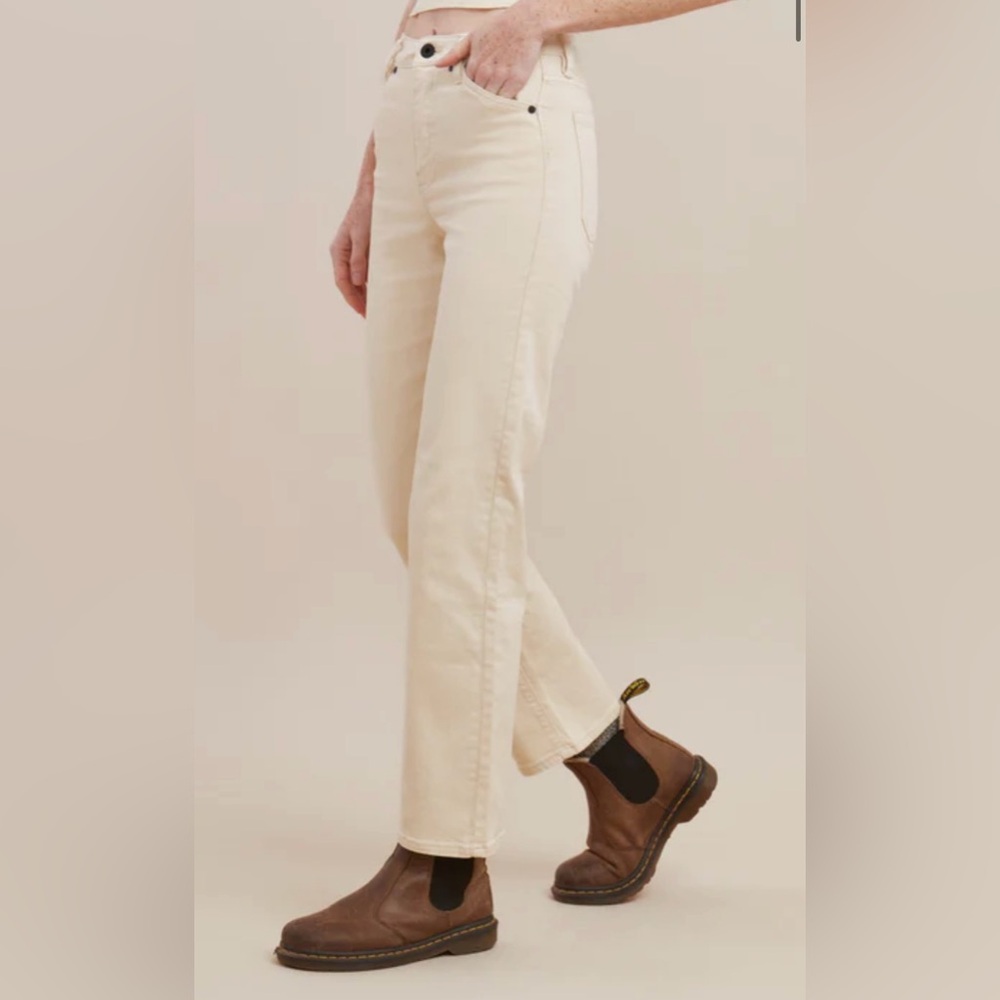 ROARK Cream HWY 395 Straight Leg Jeans (NWT)